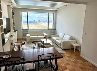 58 W 58th St #PENTHOUSE B, New York, NY 10019