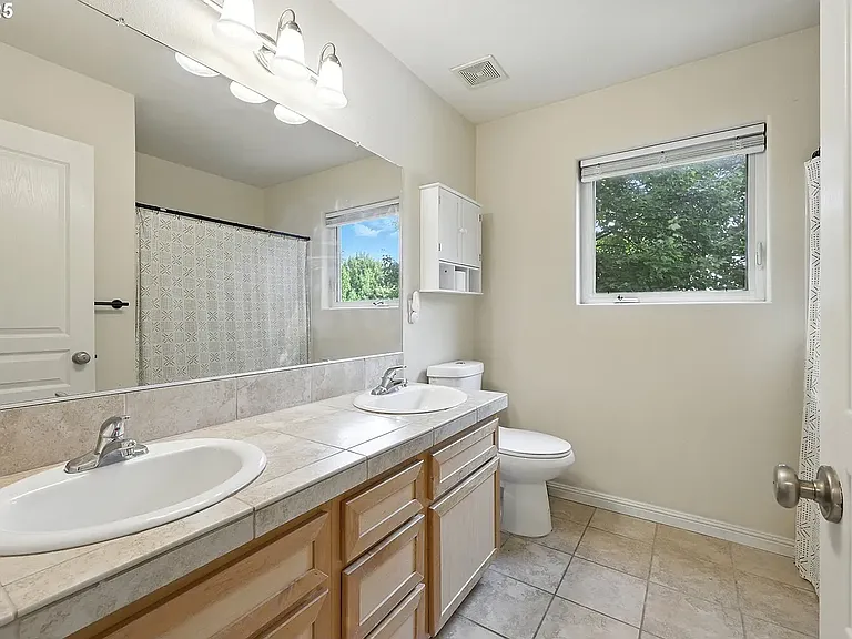Full bathroom