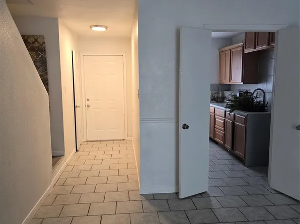 8405 Wilcrest Dr APT 2008, Houston, TX 77072