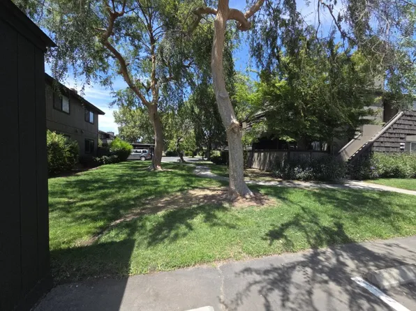 1190 S Winery Ave Unit 128, Fresno, CA 93727