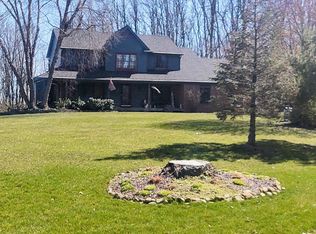 4390 Lily Dr, Howell, MI
