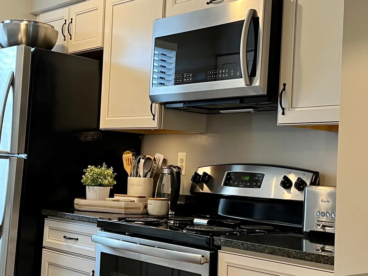 132 Forest Dr — Photo 3