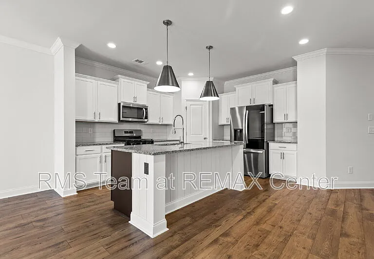 5125 Hillington Way — Photo 6