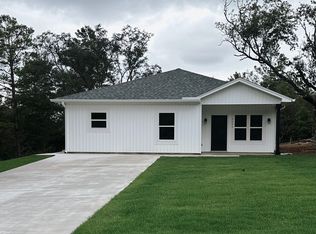 2311 Aquarius Dr, Chipley, FL 32428