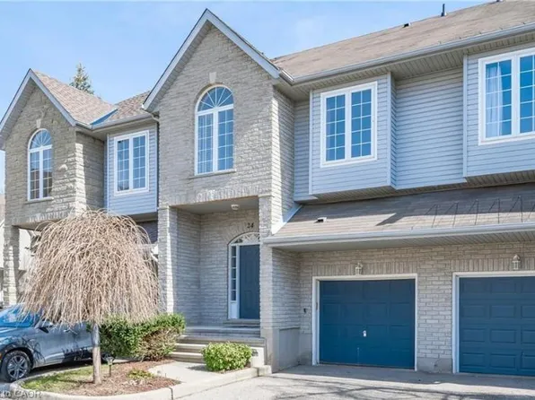 460 Woolwich St #24, Waterloo, ON N2K 4G8
