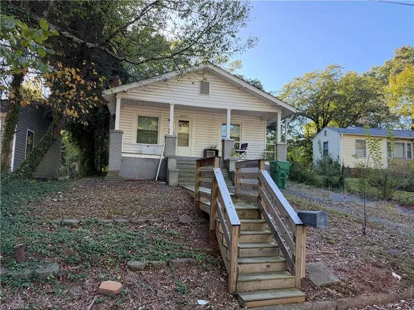1011 Grant St, High Point, NC 27262