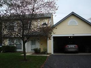 196 Dickens Trl, Elgin, IL 60120