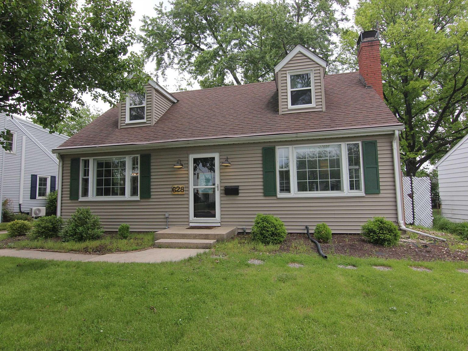 628 W Knoll Crest Dr, Peoria, IL 61614 Zillow