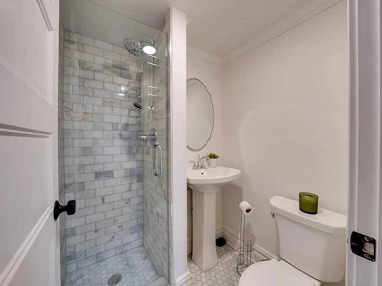 590 Gregory Ave — Photo 30