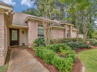 2001 Meadow Oak, Flowood, MS 39232