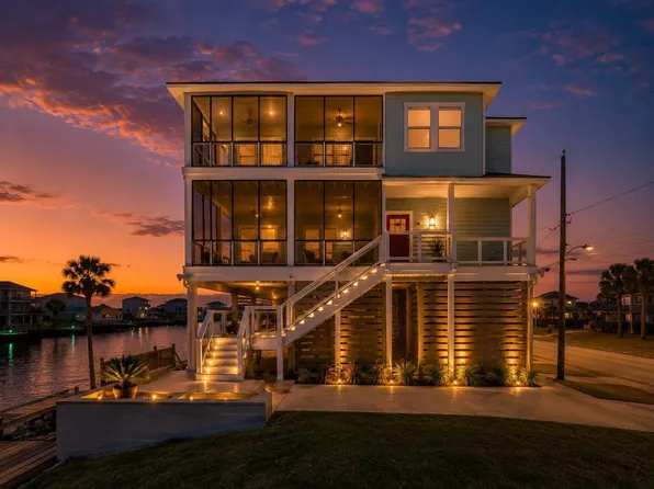 1001 Bamar Ln, Galveston, TX 77554