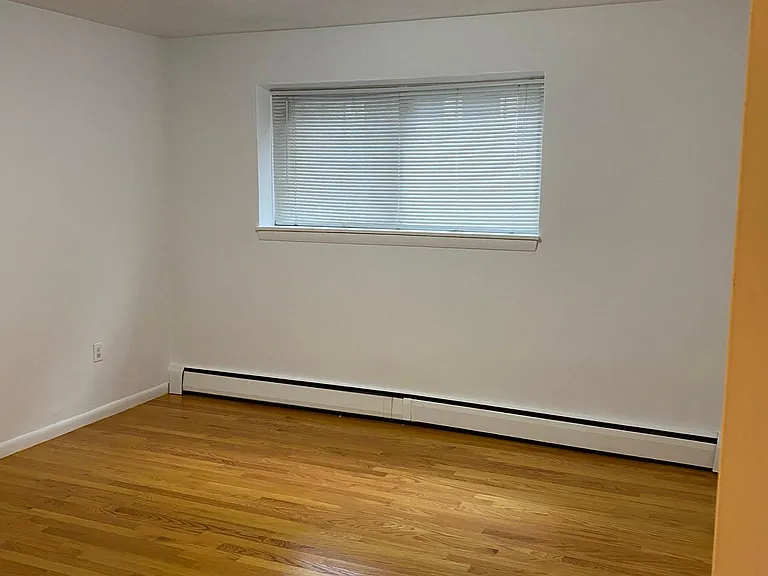 425 S Huntington Ave #2 — Photo 7