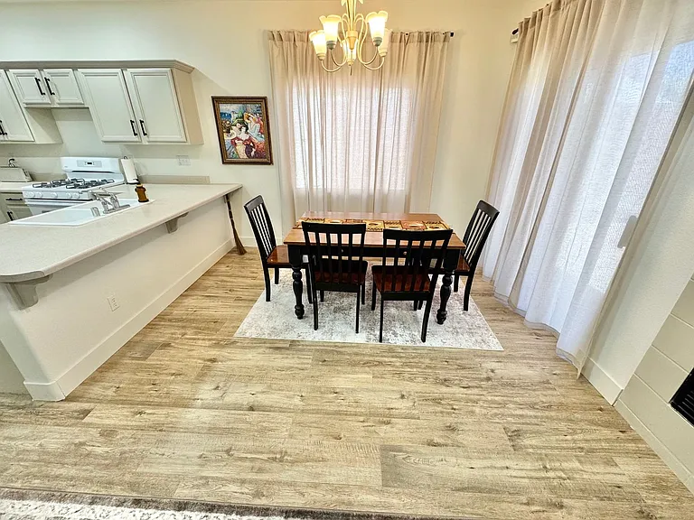 8852 Winter Sky Ave — Photo 4