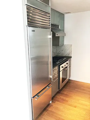 Rented by Mark International Real Estate | media 32