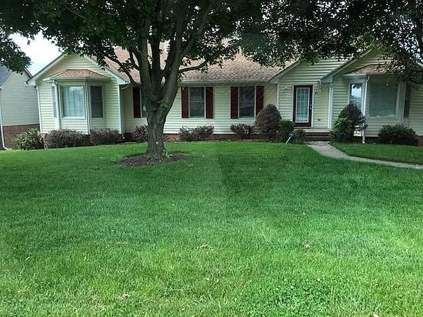41 Johns Valley Dr, Fishersville, VA 22939