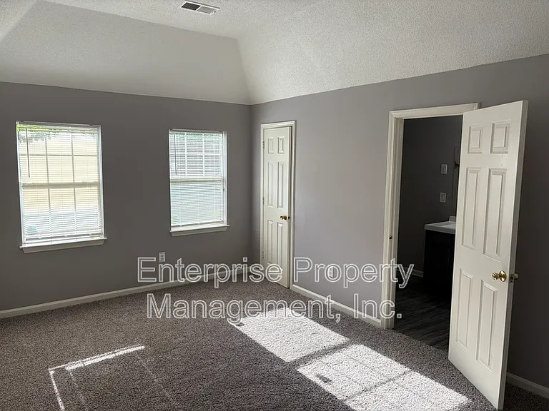 4429 S Cedar Bark Cv — Photo 10