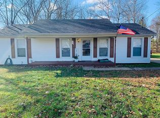 113 Greenbriar Dr, Carrollton, KY 41008
