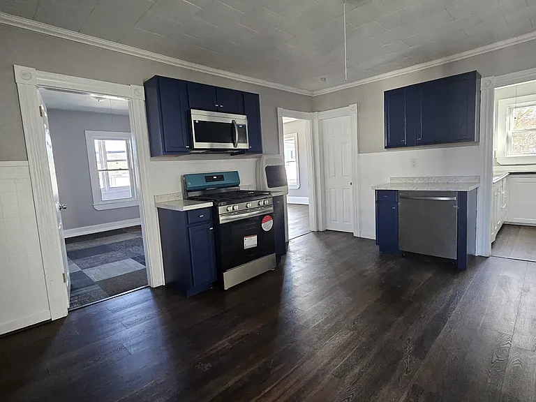 138 Clarendon St #2 — Photo 1