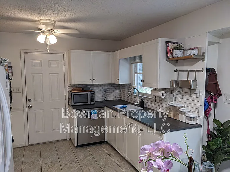 155 Rachel Way — Photo 7