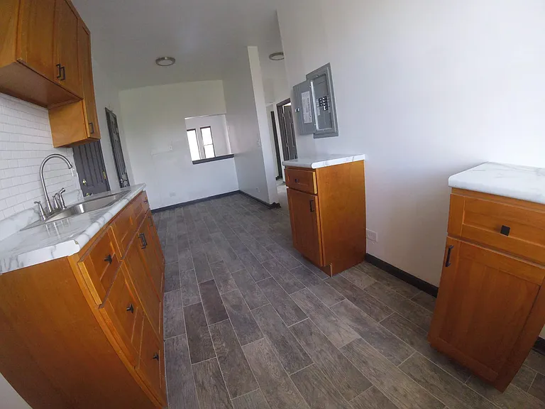 68E57kitchen_07082019