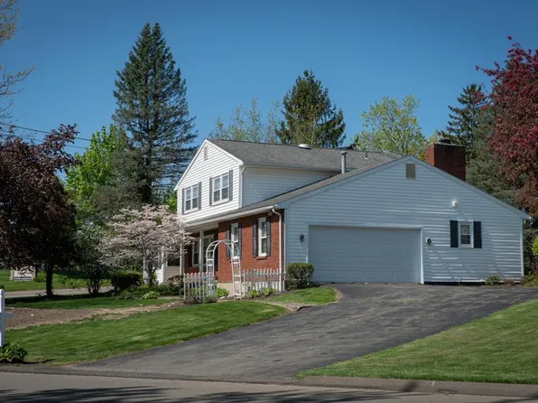 1050 W Broad St, Horseheads, NY 14845