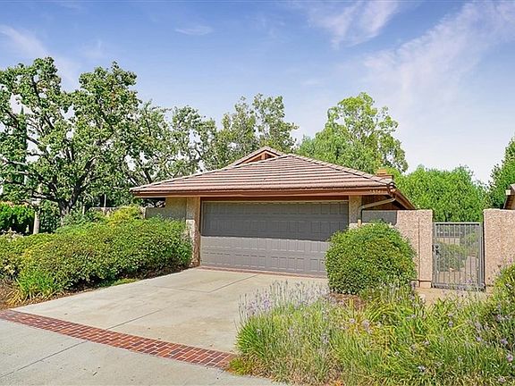 3rd image of 23741 Alta Madera Dr