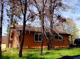 32876 Lone Pine Dr, Running Springs Area, CA 92382