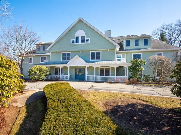 140 Lincoln Rd APT 313, Lincoln, MA 01773