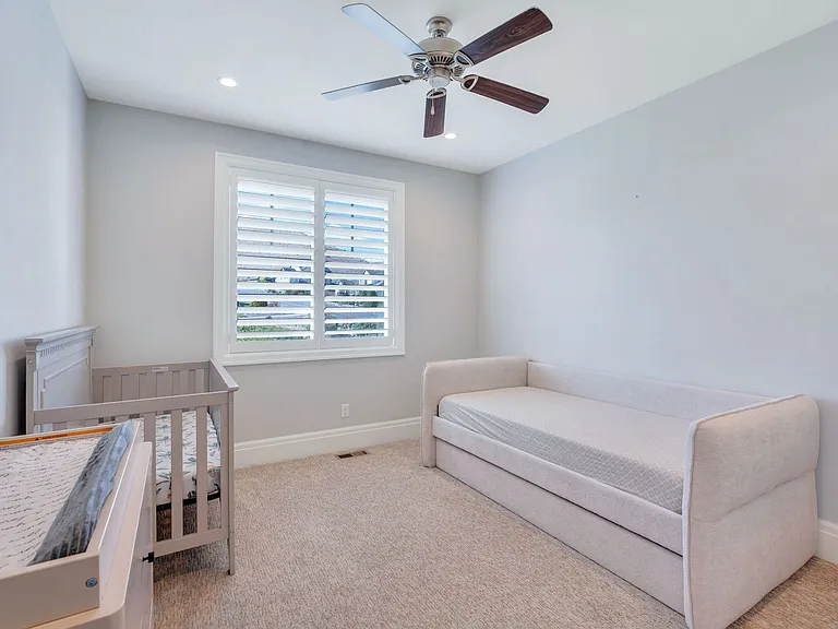 2872 E Sorrel Dr — Photo 32