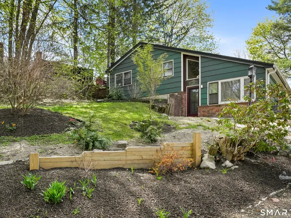 25 Oxford Street, Bethel, CT 06801