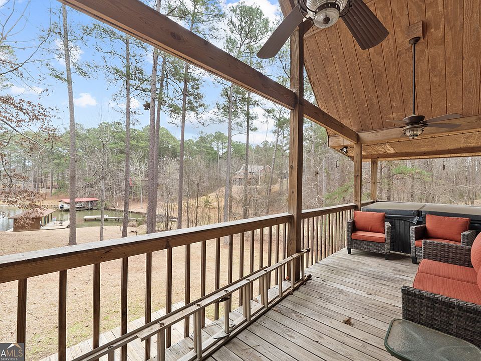 7th image of this home