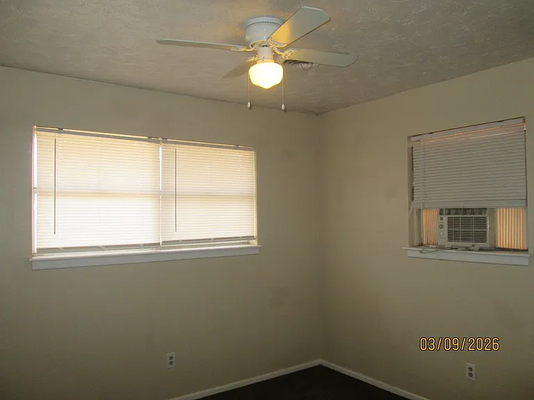 1321 Navajo Trl — Photo 9
