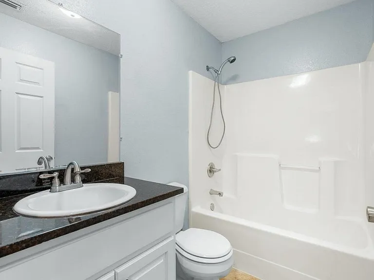 116 Fairoaks Dr — Photo 11