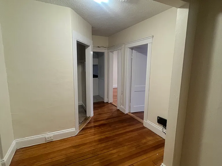520 Cambridge St #U5 — Photo 2