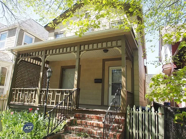 2912 Clinton Ave, Cleveland, OH 44113