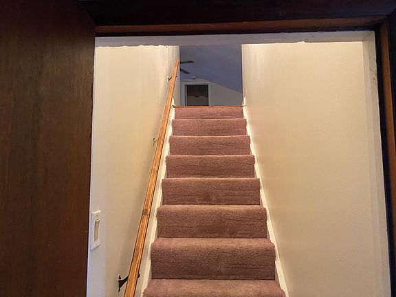 3rd image of 274 S 1st St