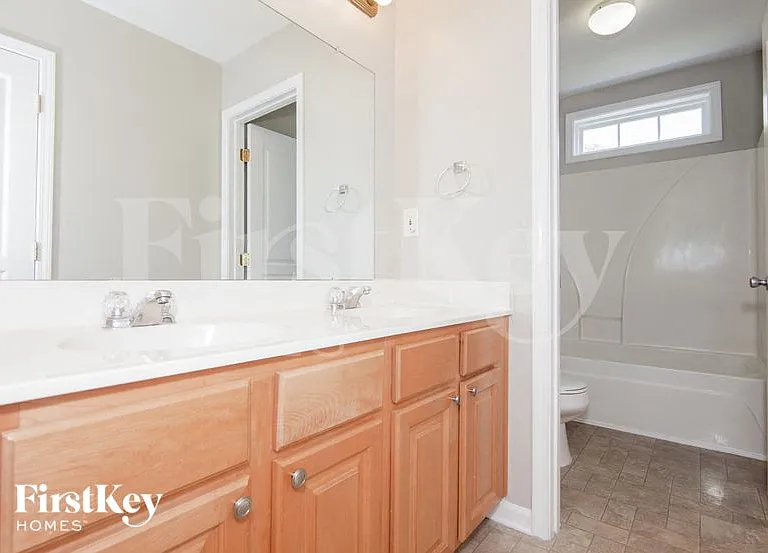 61 Ashton Bluff Cir — Photo 13