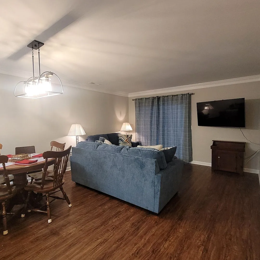 Furnished 3 BR, 3 BH Townhouse in Wilmington! — Photo 4