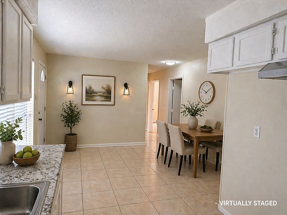 3rd image of 6424 Truman Dr