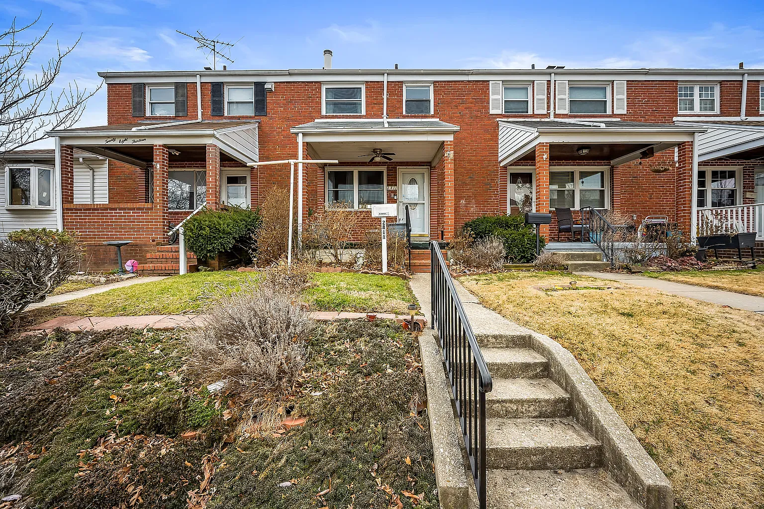 2811 Moorgate Rd photo 1