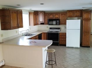 557 Riverside Dr, Augusta, ME 04330