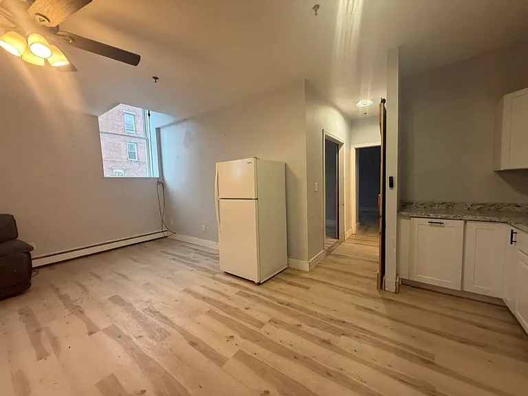 43 Central St #G3 — Photo 6