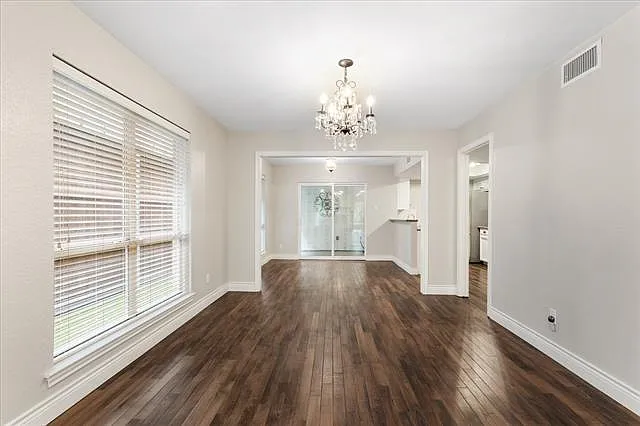 5429 Collinwood Ave — Photo 4