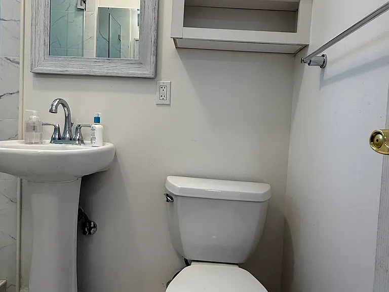 1067 Belvedere Ln — Photo 11