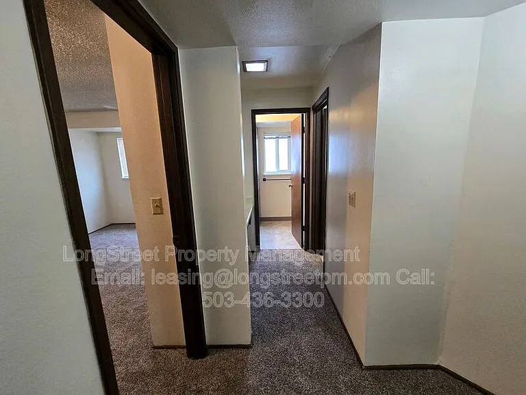 2145 NW Highland Dr #2 — Photo 14