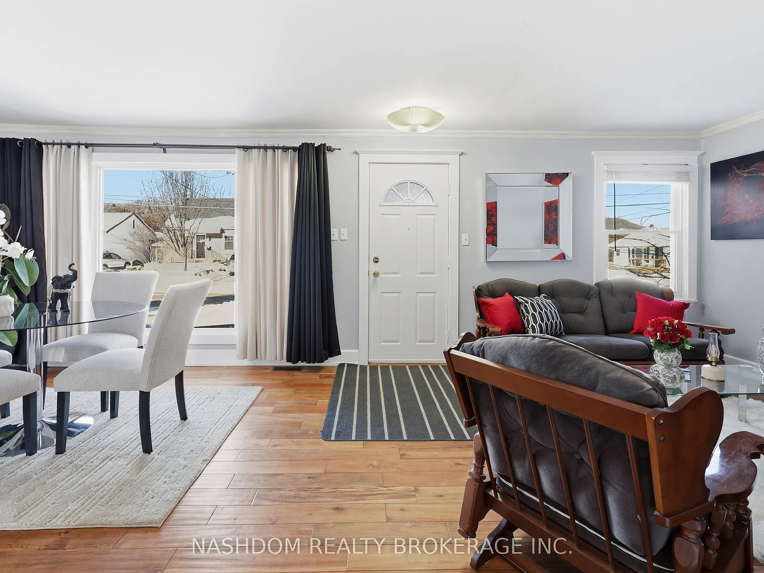 4 bed, $4,000 — Photo 4