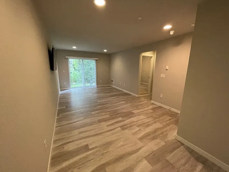 13420 Manor Way #B2 — Photo 5