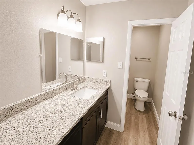 3922 Crayrich Cir #C-4 — Photo 9