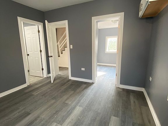 4th image of 3011 S Homan Ave #1