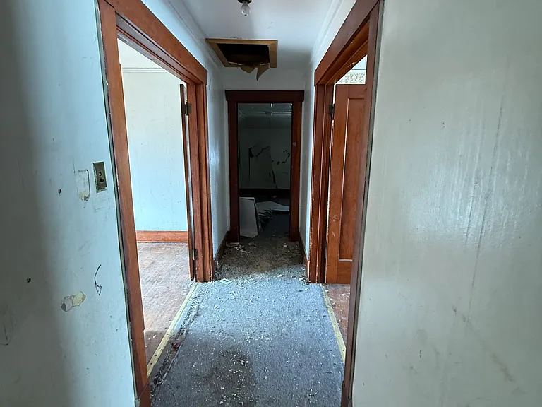 1334 N Edward St — Photo 29
